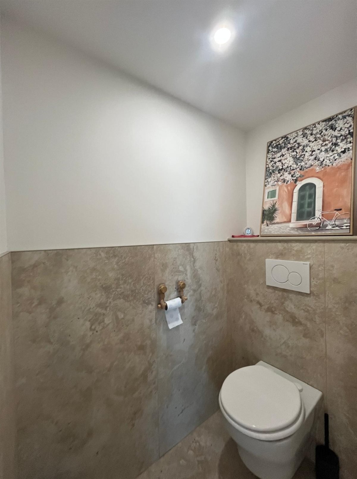 Les WC séparés de l'appartement Le Baou